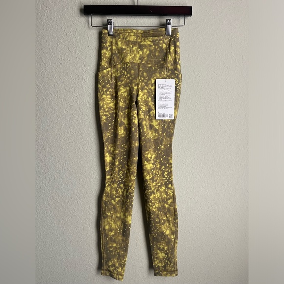 Lululemon Seawheeze Swift Speed High-Rise Tight 28"
Last Sparks Serpentine sz 0 - Picture 6 of 9